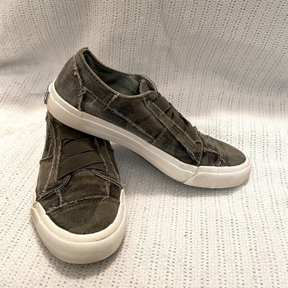 Blowfish Marley Slip-on Sneakers - Picture 6 of 9
